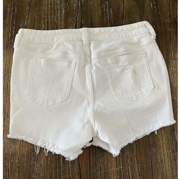 Torrid White Distressed Denim Shorts Size 10 High Rise Cutoff Jean Shorts - Picture 3 of 9